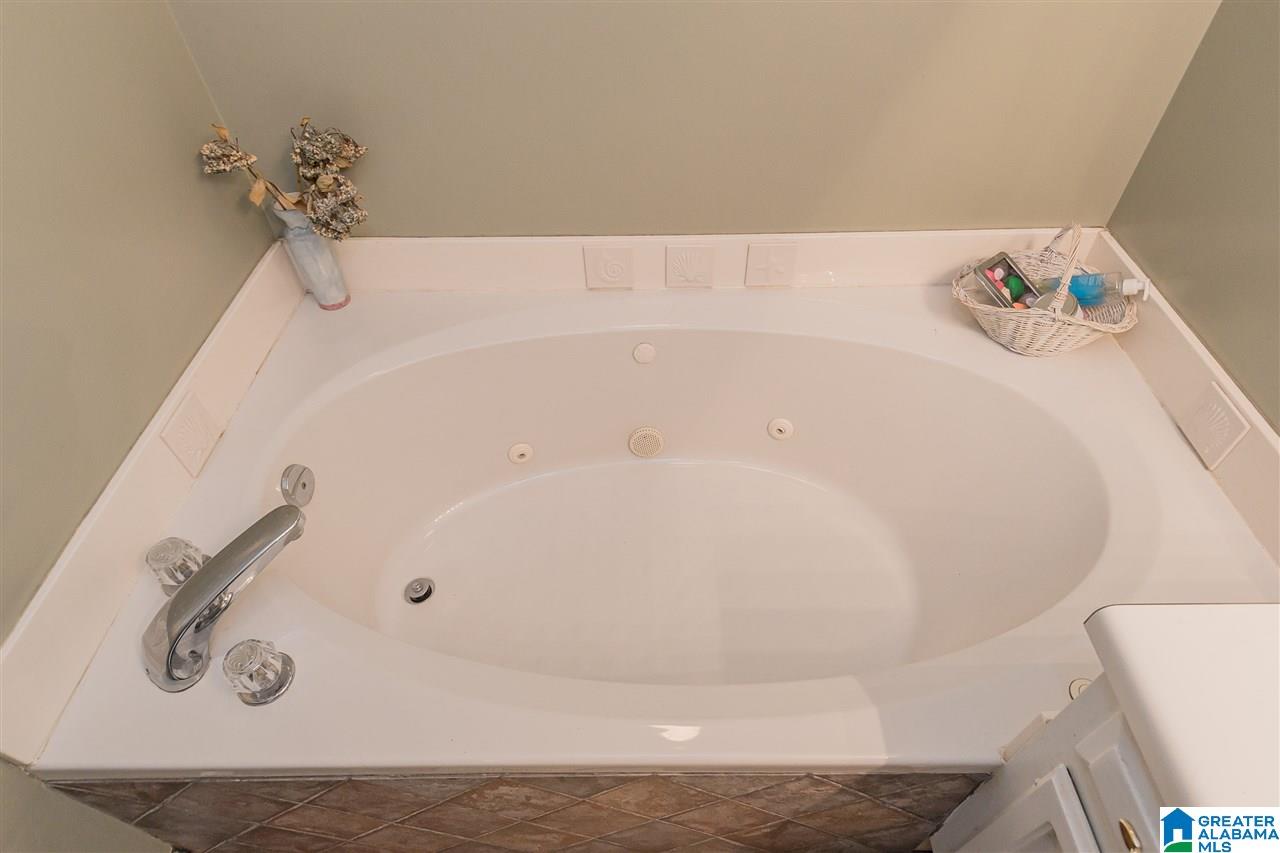 161 Lake Terrace Alabaster, AL 35007 - Photo 23 of 39