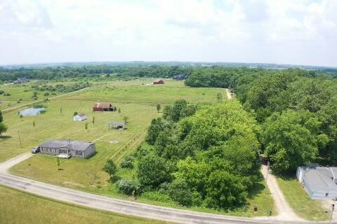 26093 Shoemaker Road Circleville, OH 43113 - Photo 5 of 13 IMG_3796