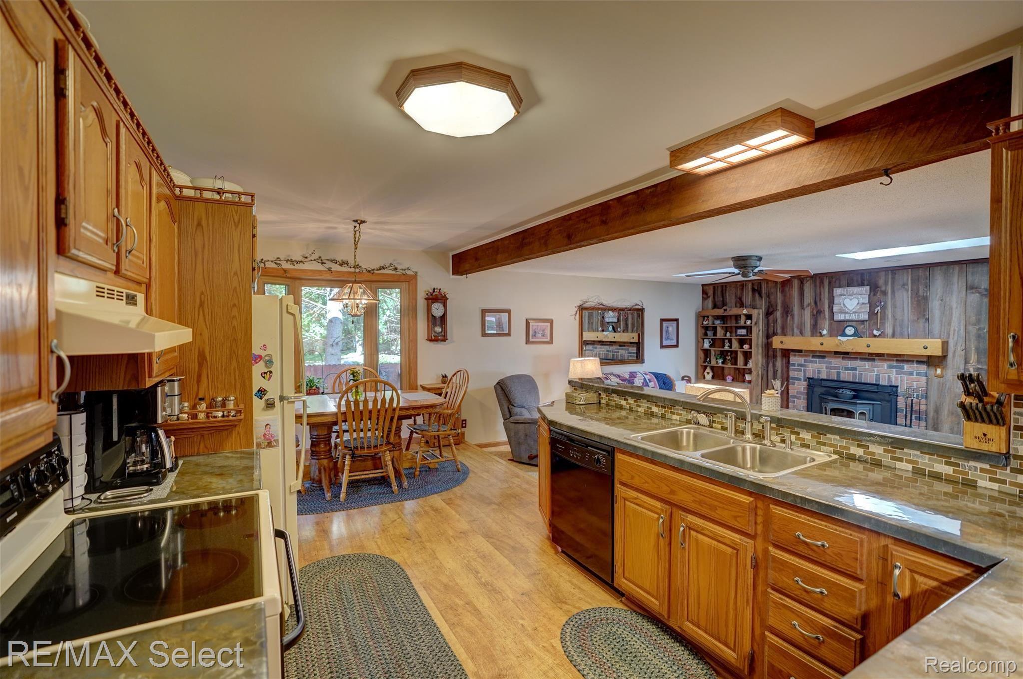 2062 Reid Road Flint, MI 48507 - Photo 33 of 74 2062 W Reid Road 33.jpg