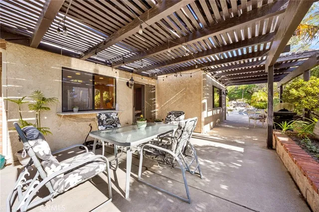 $2,159,000 | 2234 Flintridge Drive, Glendale, CA 91206