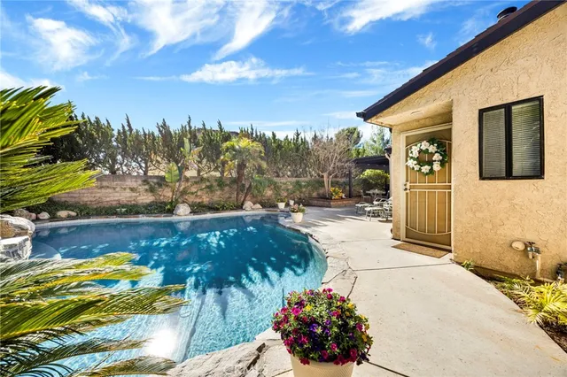 $2,159,000 | 2234 Flintridge Drive, Glendale, CA 91206