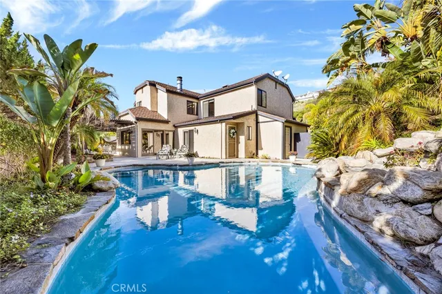 $2,159,000 | 2234 Flintridge Drive, Glendale, CA 91206