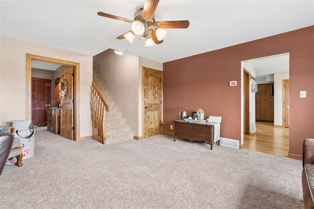 1317 68th Street Keystone, IA 52249 - Photo 8 of 53 Gallery Image 8