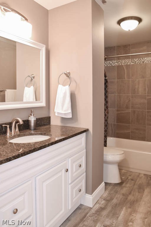 5377 Young Road Stow, OH 44224 - Photo 14 of 21 Remodeled full bath on the main level with granite counters, tile shower surround and new flooring.