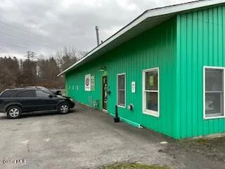 $549,000 | 4942 Commercial Drive, Whitesboro, NY 13492
