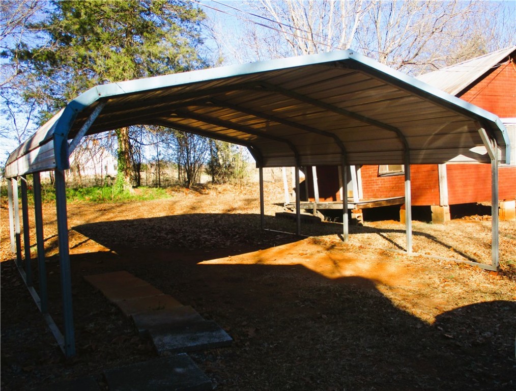 417 Welborn Road West Union, SC 29696 - Photo 4 of 17