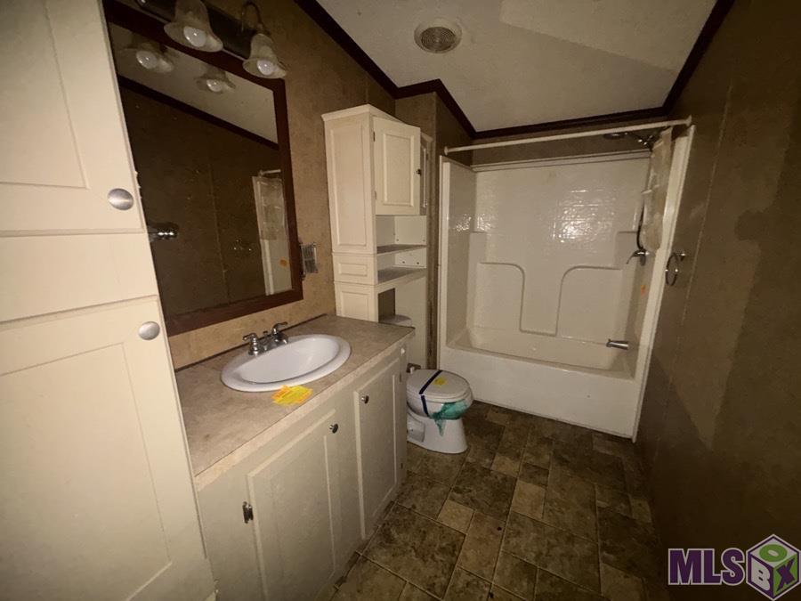 2300 Highway 182 Raceland, LA 70394 - Photo 17 of 24