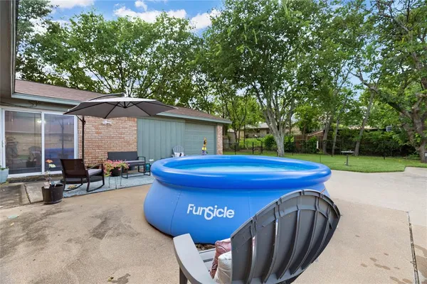 a view of outdoor space yard and patio