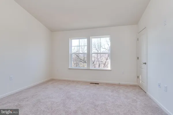 $1,900 | 49 Capshaw Road, Martinsburg, WV 25403