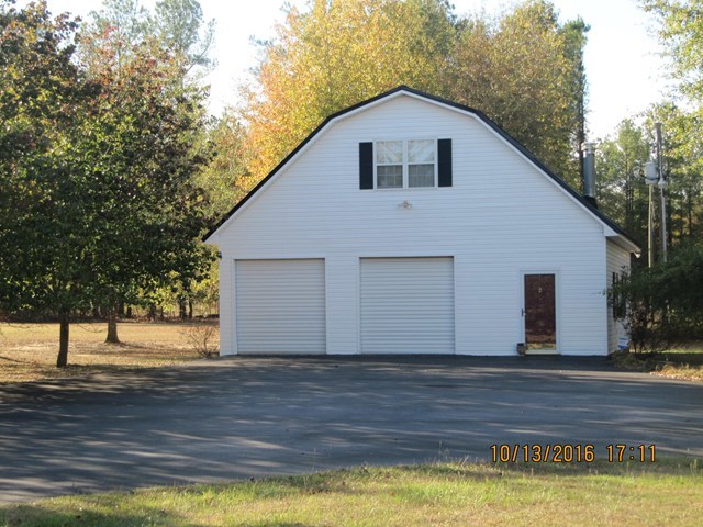 1748 Fred Hall Road Gordon, GA 31031 - Photo 2 of 28 a view of backyard of house
