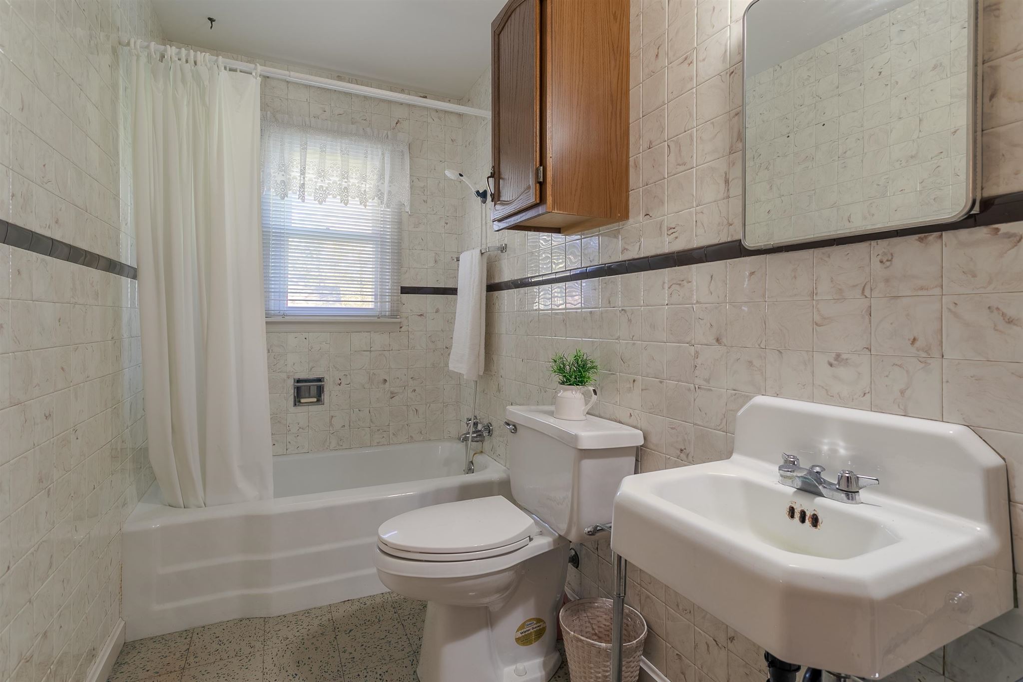 941 Campbell Road Evansville, IN 47725 - Photo 10 of 20 Gallery Image 10