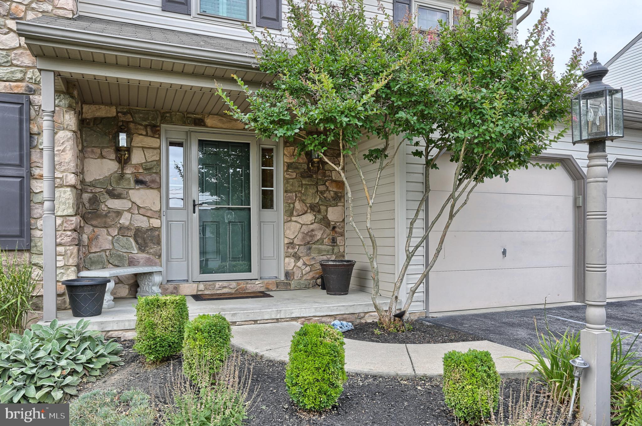 751 West Ridge Road Elizabethtown, PA 17022 - Photo 3 of 33