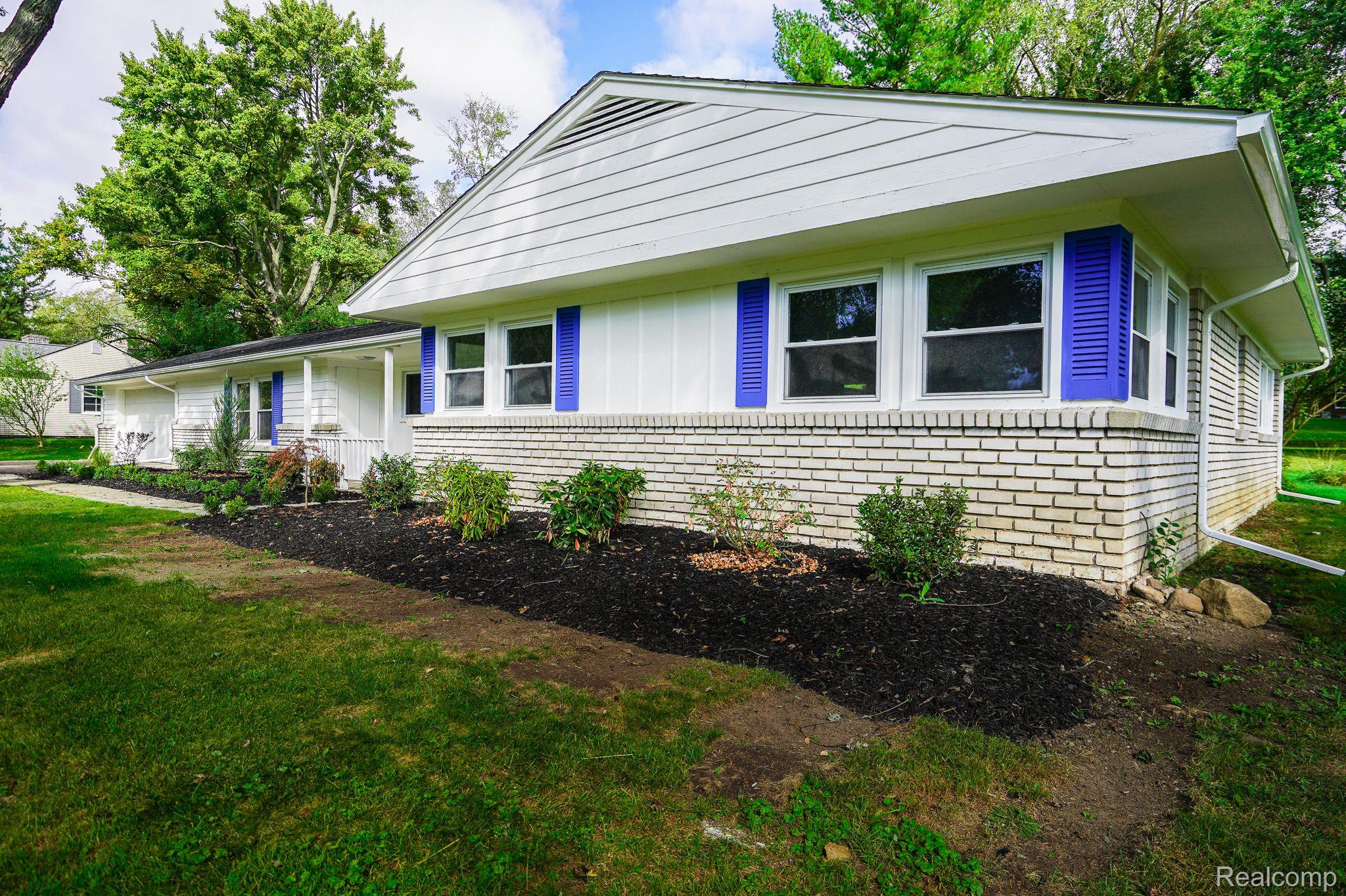 29200 Utley Road Farmington, MI 48334 - Photo 2 of 64 Gallery Image 2