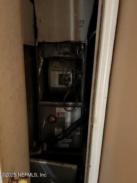 4117 Santee Road Jacksonville, FL 32209 - Photo 22 of 47 a close view of water heater