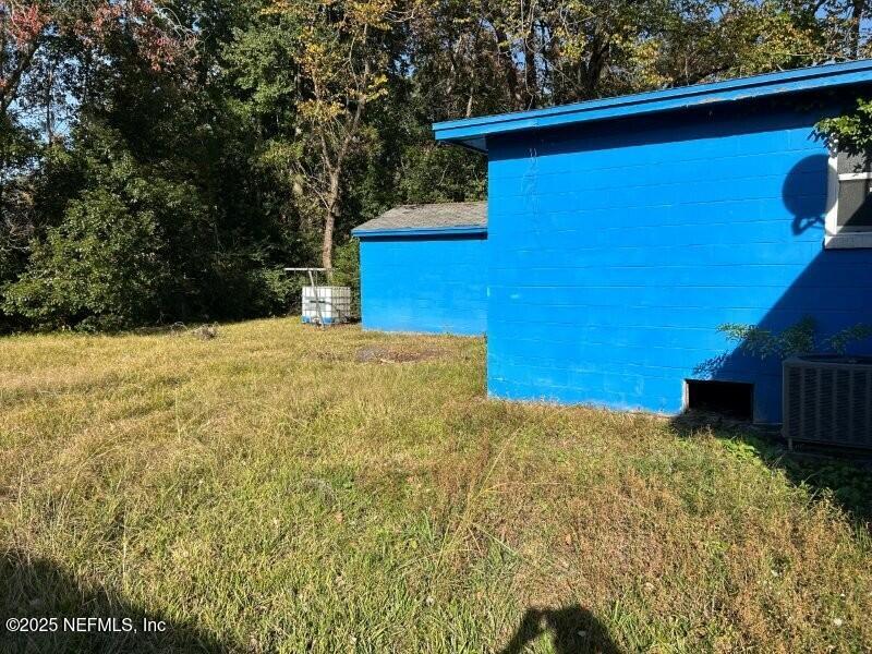 4117 Santee Road Jacksonville, FL 32209 - Photo 35 of 47 a view of a backyard