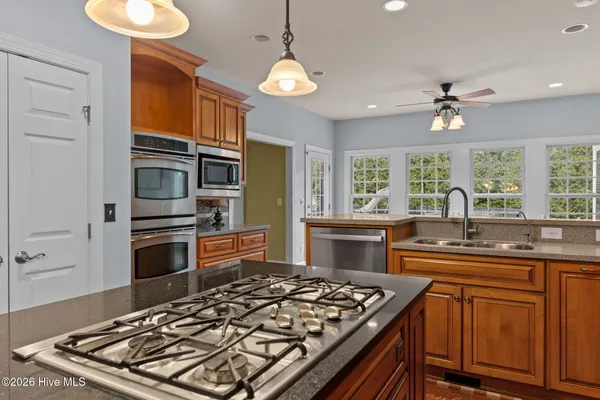 $904,500 | 145 Horizon Trail, Aberdeen, NC 28315