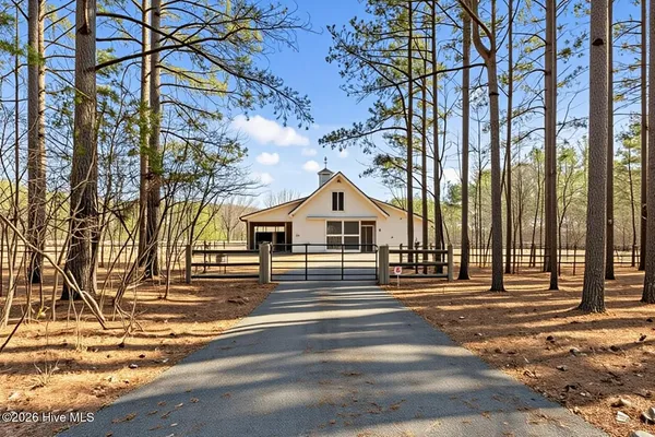$904,500 | 145 Horizon Trail, Aberdeen, NC 28315