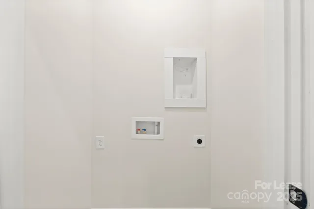 $2,600 | 3011 Jolene Court, Charlotte, NC 28206