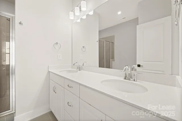 $2,600 | 3011 Jolene Court, Charlotte, NC 28206