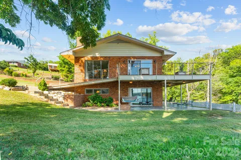 $1,299,900 | 6296 Southlake Drive, Hickory, NC 28601
