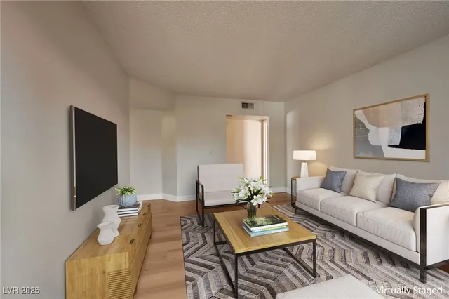 $224,900 | 3151 North Soaring Gulls Drive, Unit 2050, Las Vegas, NV 89128