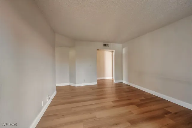 $224,900 | 3151 North Soaring Gulls Drive, Unit 2050, Las Vegas, NV 89128