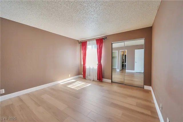 $224,900 | 3151 North Soaring Gulls Drive, Unit 2050, Las Vegas, NV 89128