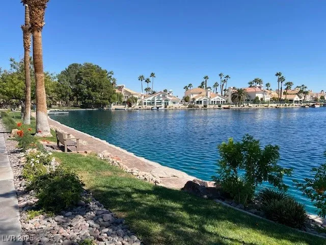 $224,900 | 3151 North Soaring Gulls Drive, Unit 2050, Las Vegas, NV 89128