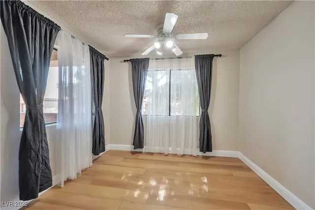 $224,900 | 3151 North Soaring Gulls Drive, Unit 2050, Las Vegas, NV 89128