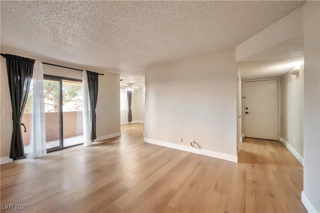 $224,900 | 3151 North Soaring Gulls Drive, Unit 2050, Las Vegas, NV 89128