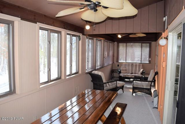 42 Aspen Ridge Hawley, PA 18428 - Photo 20 of 29 4 Season Room