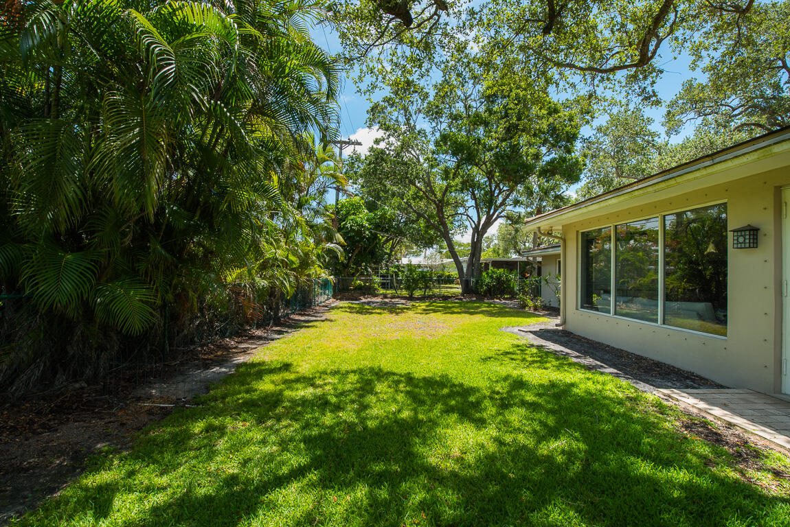 817 Southwest 4th Street Boca Raton, FL 33486 - Photo 28 of 29 817 SW 4th Street-45