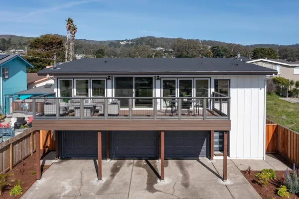 $2,998,000 | 355 Ave Alhambra, El Granada, CA 94018