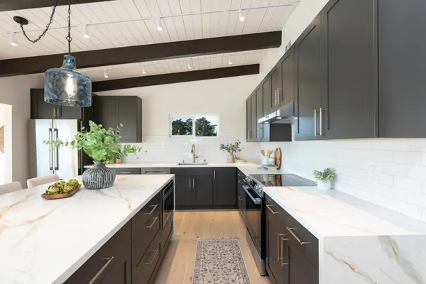 $2,998,000 | 355 Ave Alhambra, El Granada, CA 94018