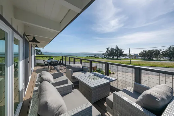 $2,998,000 | 355 Ave Alhambra, El Granada, CA 94018