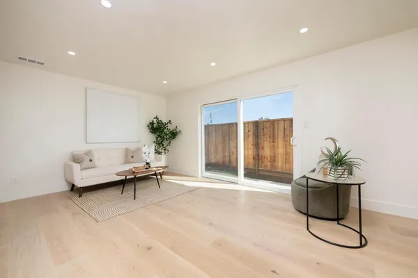 $2,998,000 | 355 Ave Alhambra, El Granada, CA 94018