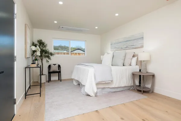 $2,998,000 | 355 Ave Alhambra, El Granada, CA 94018