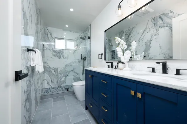 $2,998,000 | 355 Ave Alhambra, El Granada, CA 94018