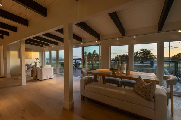 $2,998,000 | 355 Ave Alhambra, El Granada, CA 94018