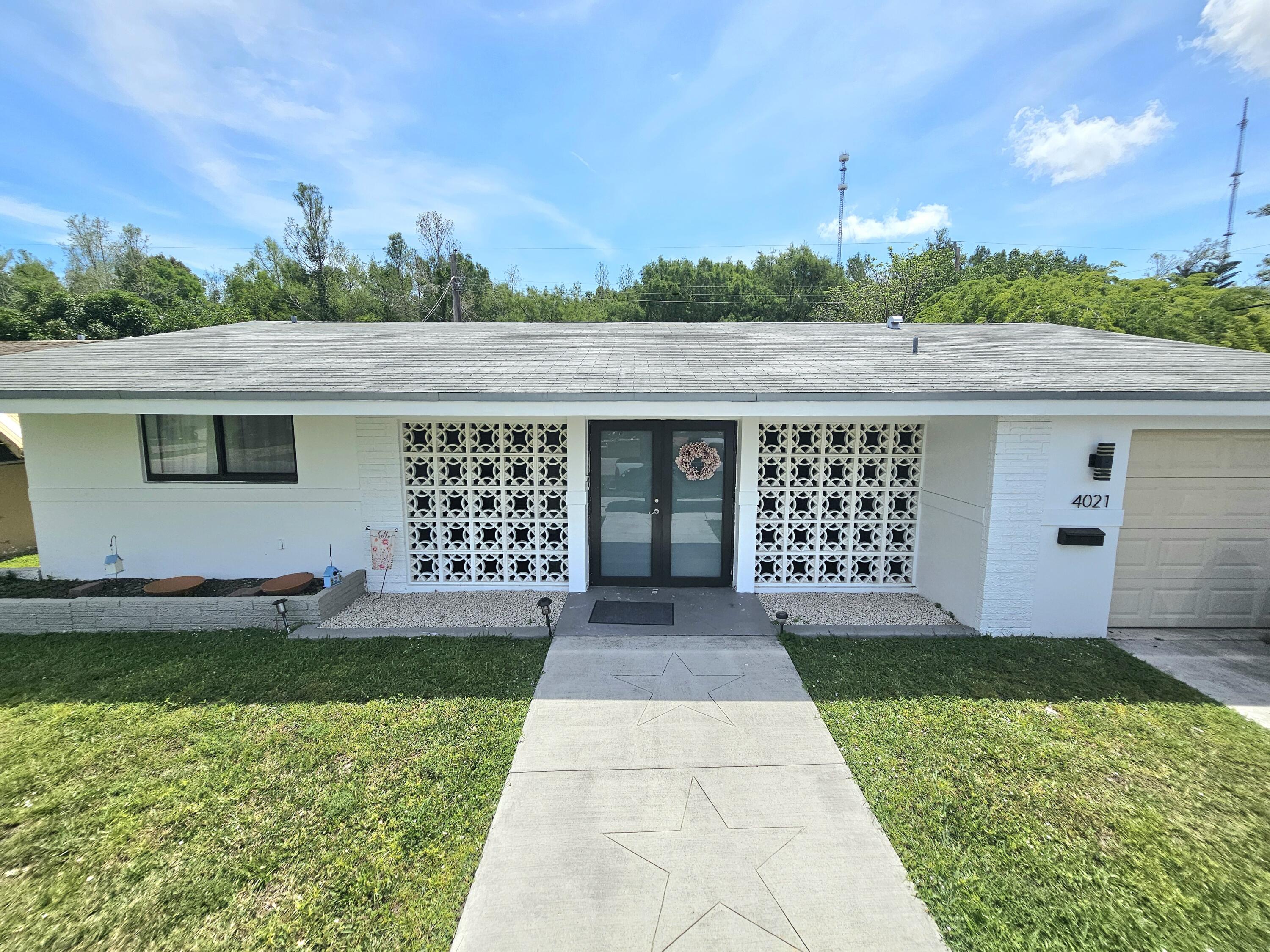 4021 East Shore Road Miramar, FL 33023 - Photo 1 of 23 20260506_120418