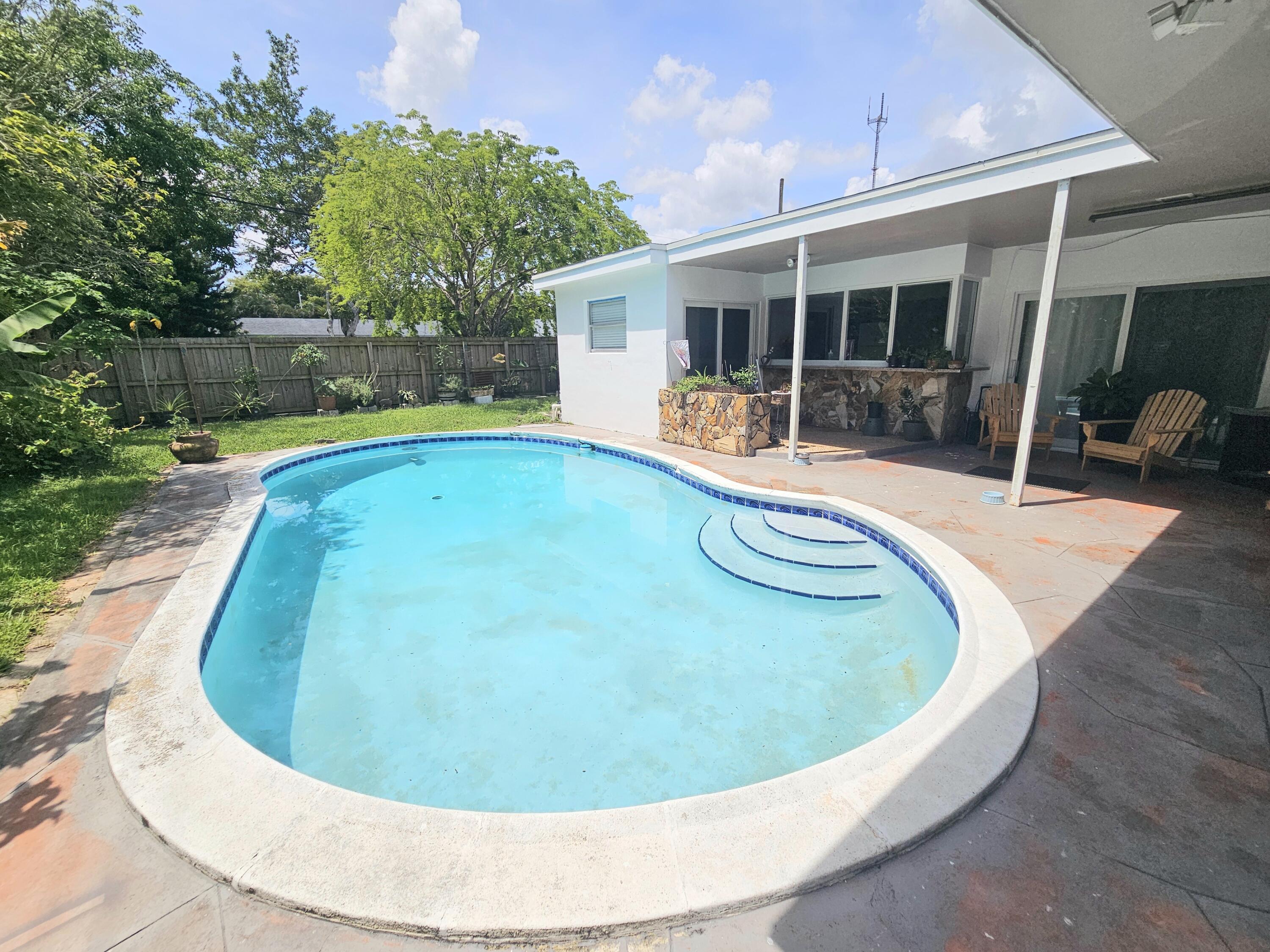4021 East Shore Road Miramar, FL 33023 - Photo 14 of 23 20260506_115648