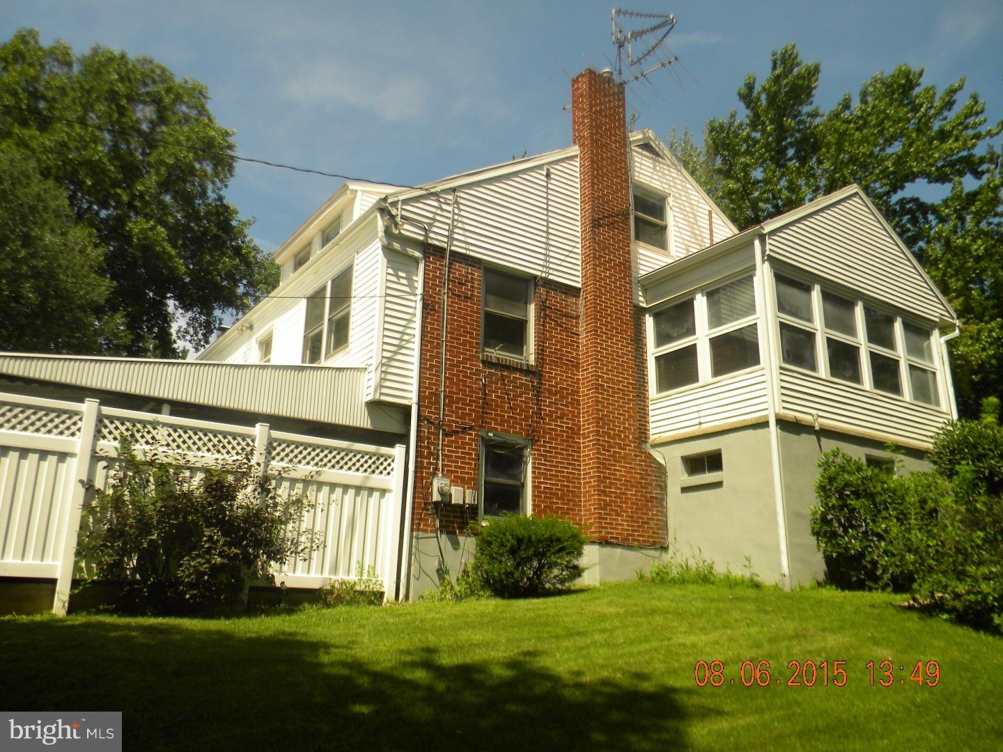 64 Upland Road Wyomissing, PA 19609 - Photo 2 of 17 Gallery Image 2