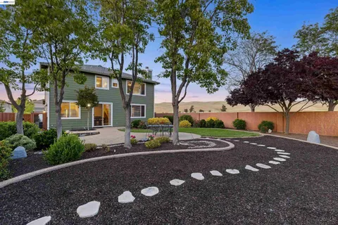 $1,395,000 | 6997 Blue Grass Court, Livermore, CA 94551