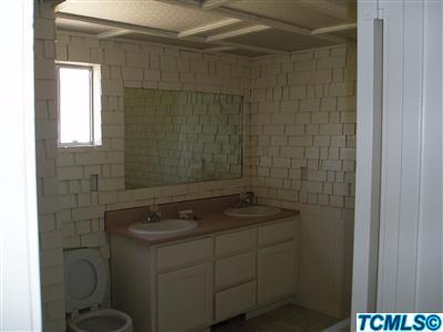 234 North B Street Exeter, CA 93221 - Photo 5 of 11 Additional Photo