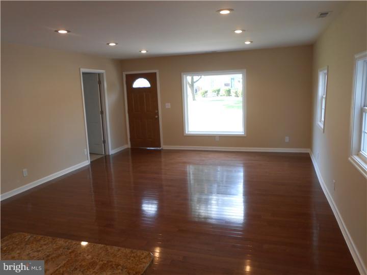 252 Andover Road Fairless Hills, PA 19030 - Photo 8 of 22 Gallery Image 8