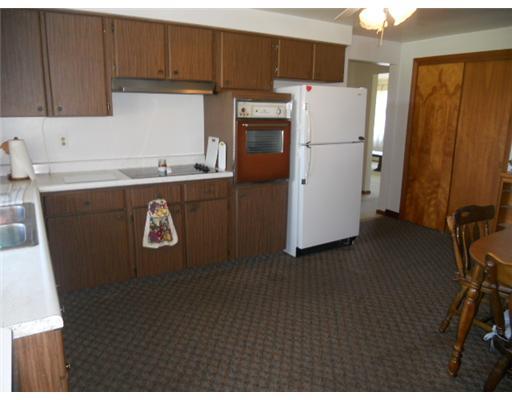 10 Water Dam Road McDonald, PA 15057 - Photo 3 of 6 Kitchen.