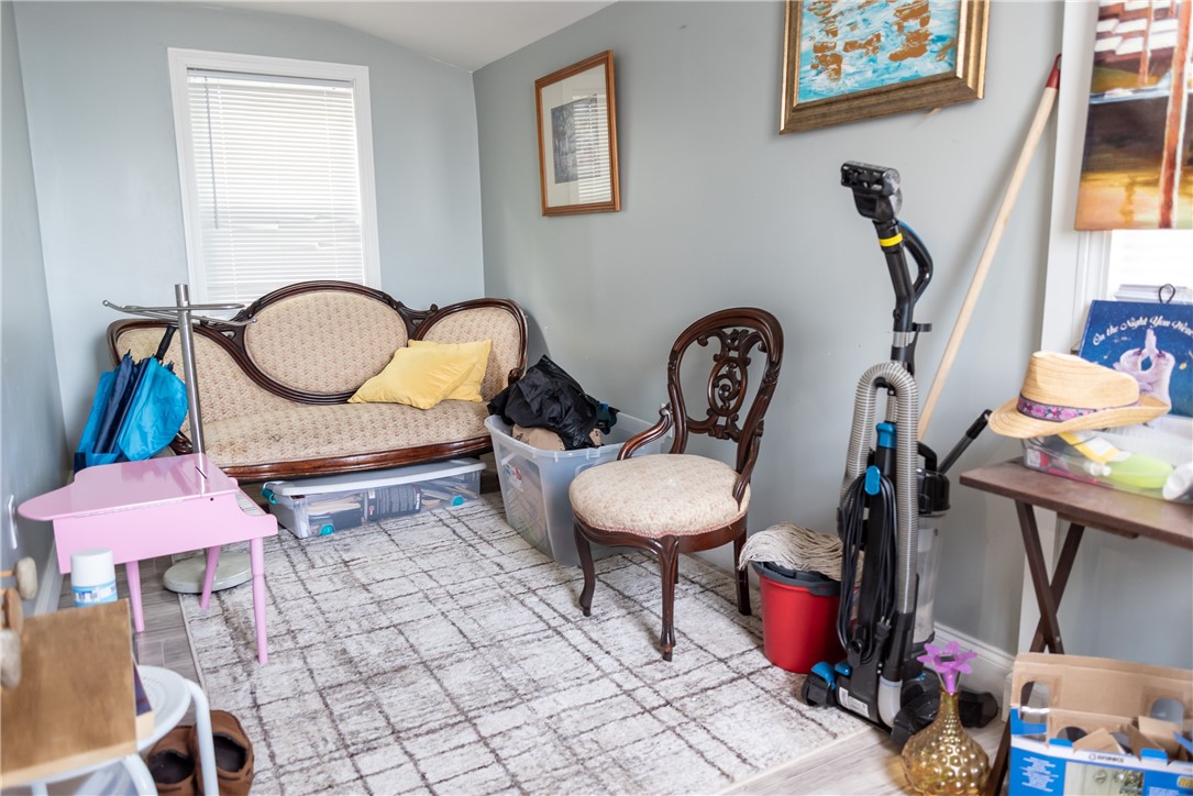 33 Ridge Street Cranston, RI 02920 - Photo 22 of 23