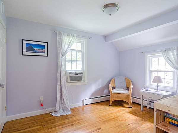 137 Ruggles Street Westborough, MA 01581 - Photo 14 of 19 Gallery Image 14