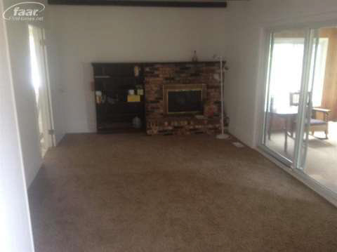 7412 Sharp Road Swartz Creek, MI 48473 - Photo 10 of 15 20398832-9.JPG