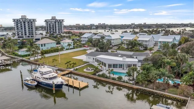 $4,950,000 | 102 East Circle, New Smyrna Beach, FL 32169
